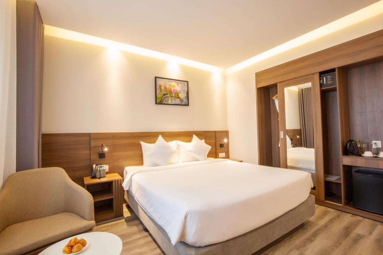 Merlot Hotel Nha Trang Exteriör bild