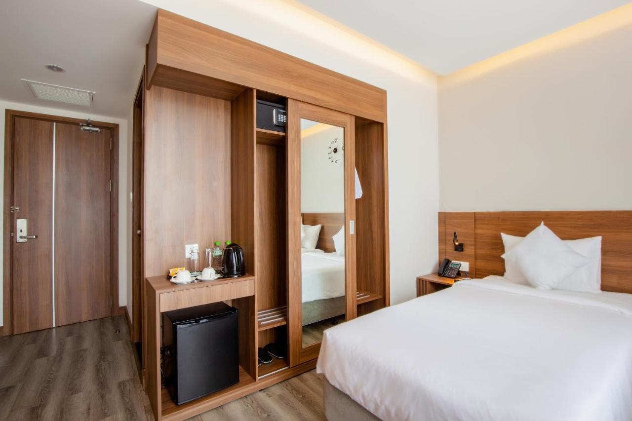 Merlot Hotel Nha Trang Exteriör bild