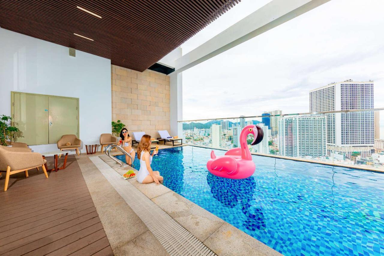 Merlot Hotel Nha Trang Exteriör bild