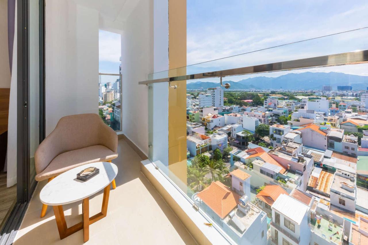 Merlot Hotel Nha Trang Exteriör bild